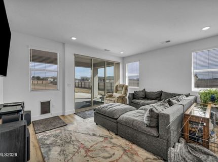 8600 Crandell Drive, Reno, NV 89506 Photo