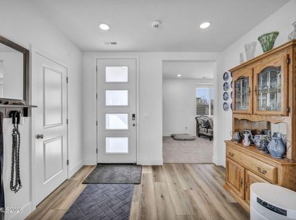 8600 Crandell Drive, Reno, NV 89506 Photo