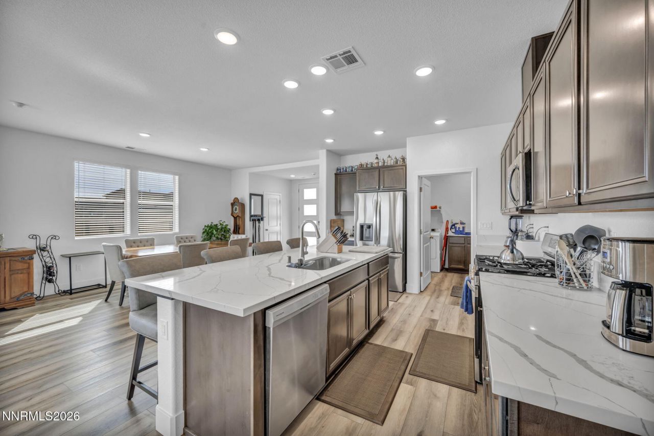 8600 Crandell Drive, Reno, NV 89506 Photo