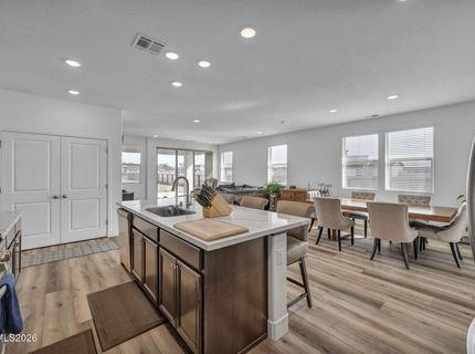 8600 Crandell Drive, Reno, NV 89506 Photo