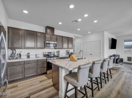 8600 Crandell Drive, Reno, NV 89506 Photo