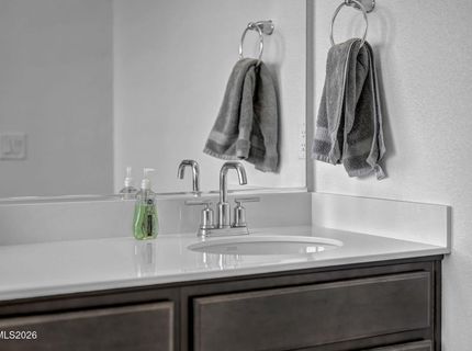 8600 Crandell Drive, Reno, NV 89506 Photo