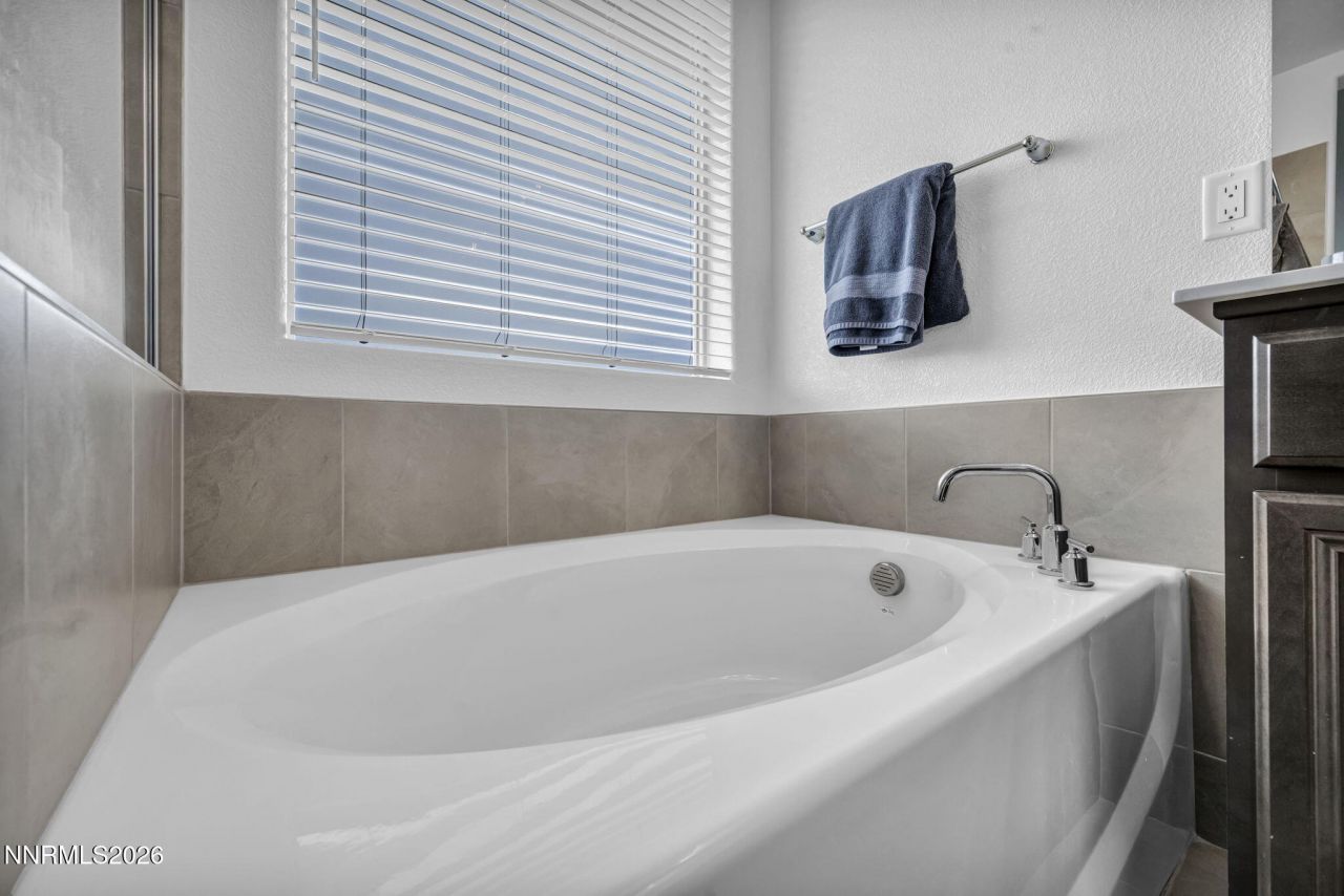 8600 Crandell Drive, Reno, NV 89506 Photo