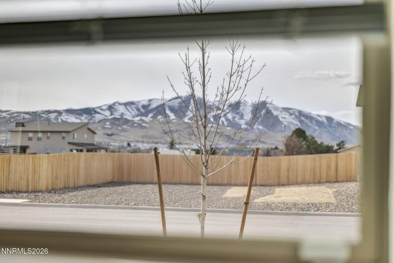 8600 Crandell Drive, Reno, NV 89506 Photo