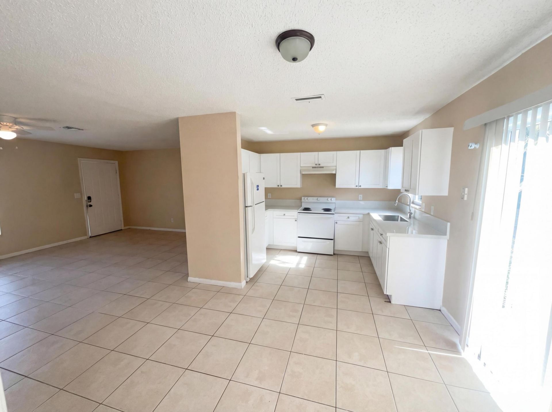 1118 SE Proctor Lane, Port Saint Lucie, FL 34983 Photo