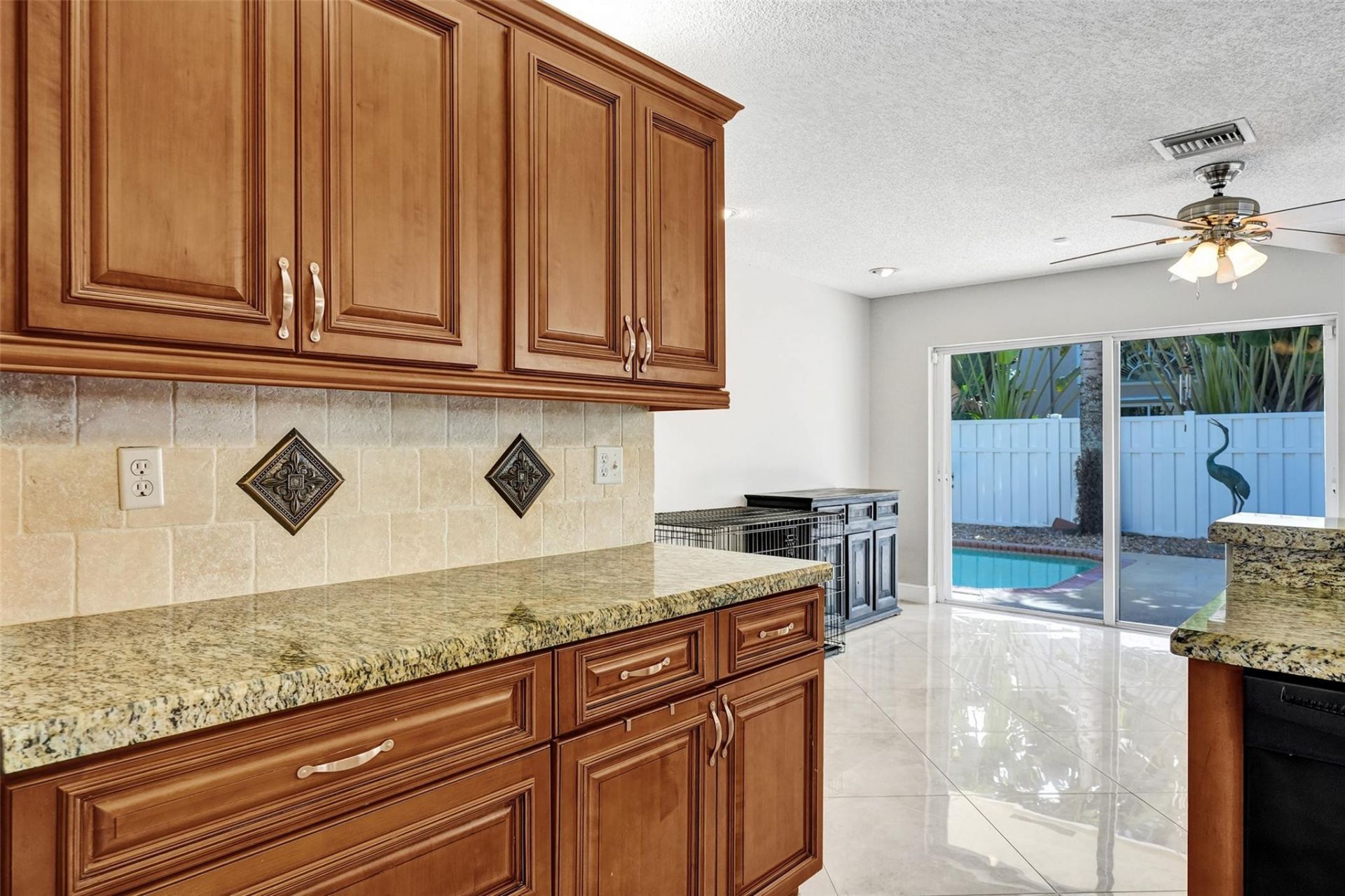 11064 Bismarck Place, Hollywood, FL 33026 Photo