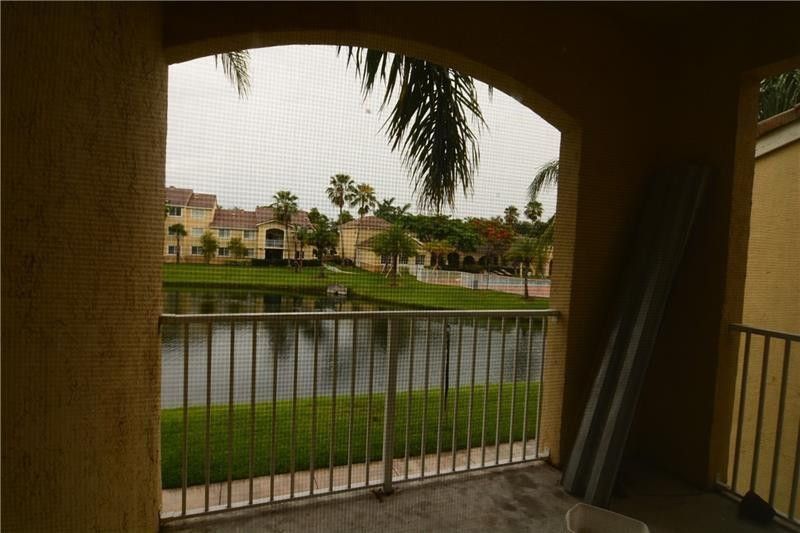 2620 S University Drive, Unit 204, Davie, FL 33328 Photo