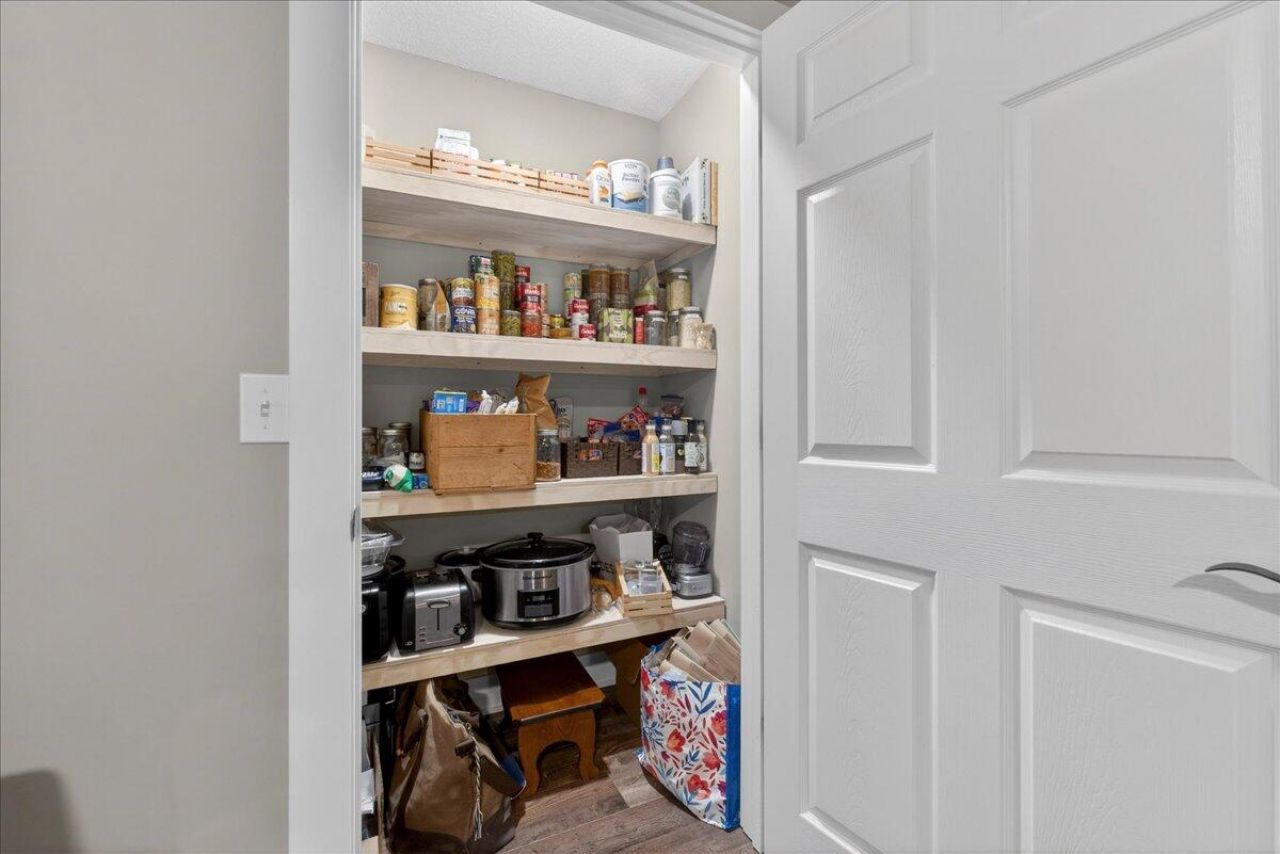 2484 Marina Road Photo 10