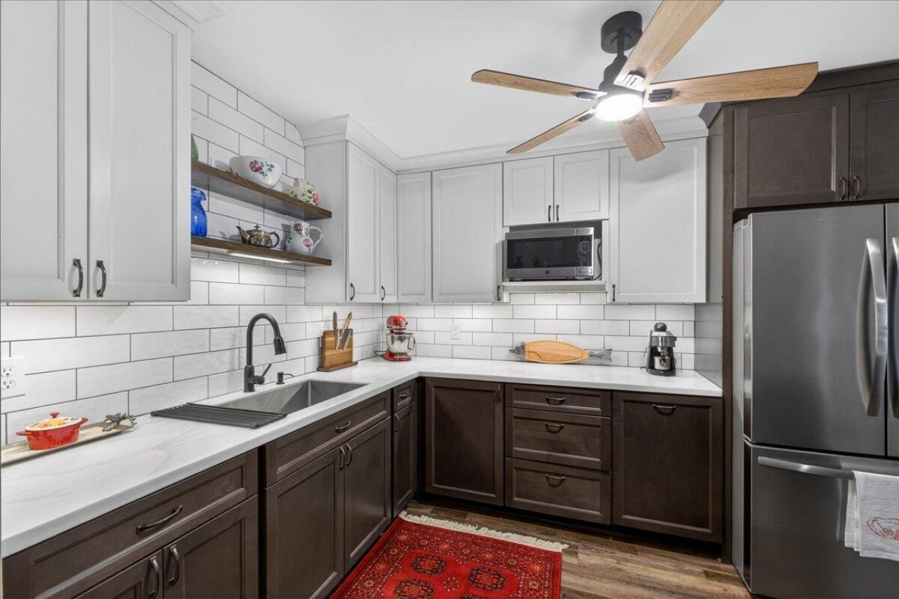 2484 Marina Road Photo 15