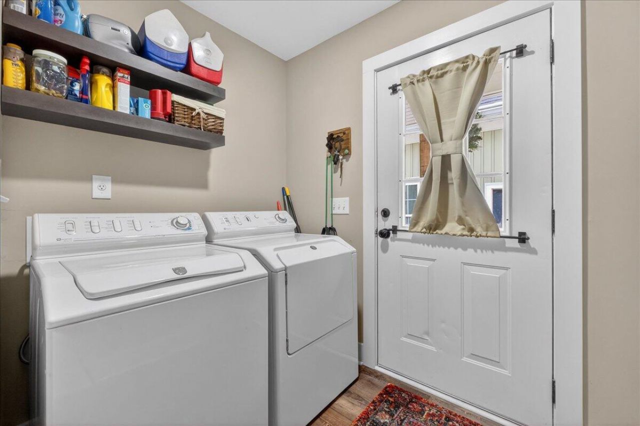 2484 Marina Road Photo 26