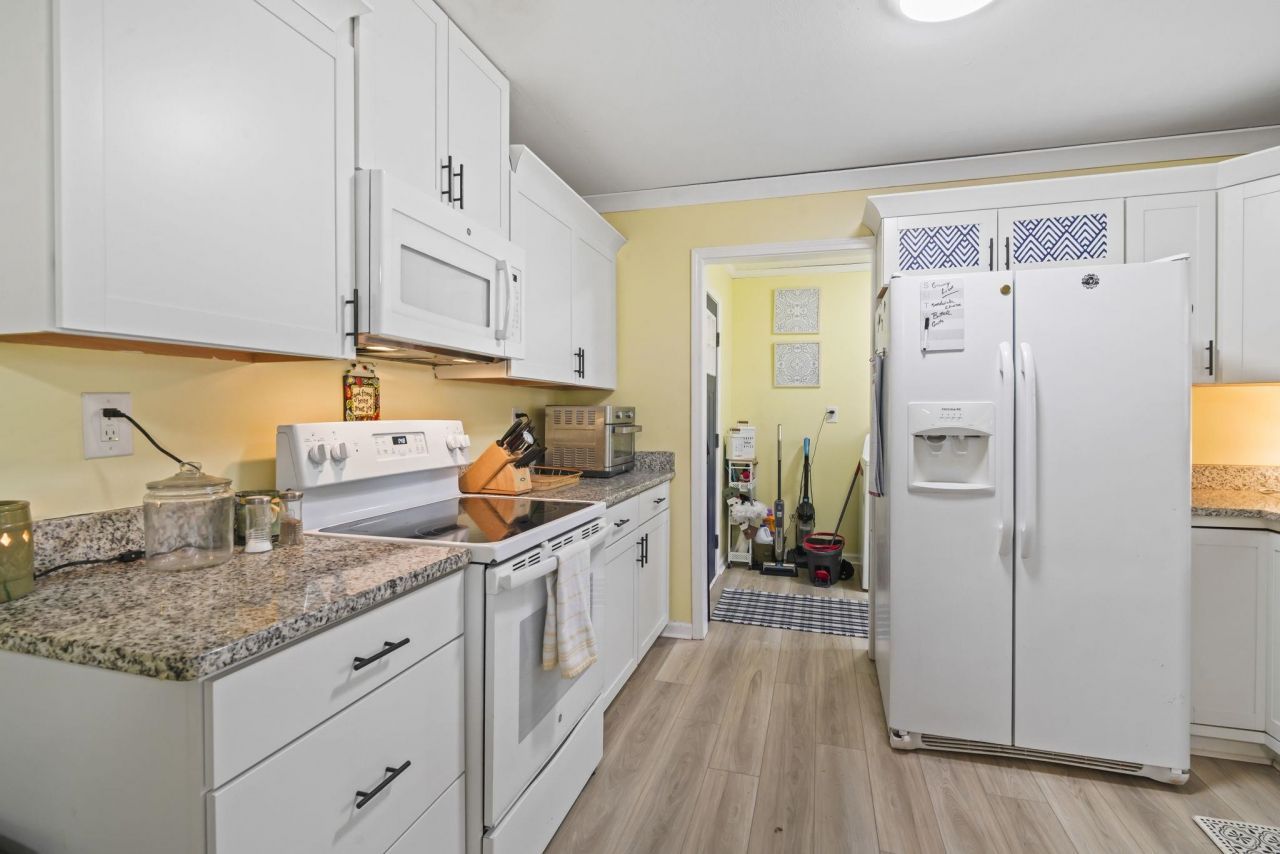 1308 Snowhill Dr.  Photo 13