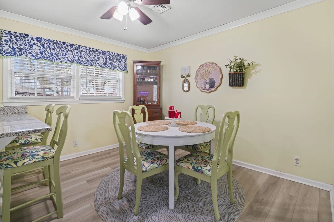 1308 Snowhill Dr.  Photo 9