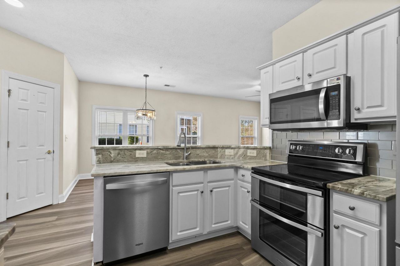 5042 Belleglen Dr.  Photo 16