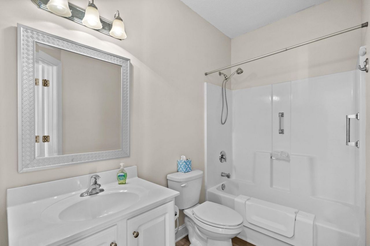 5042 Belleglen Dr.  Photo 26