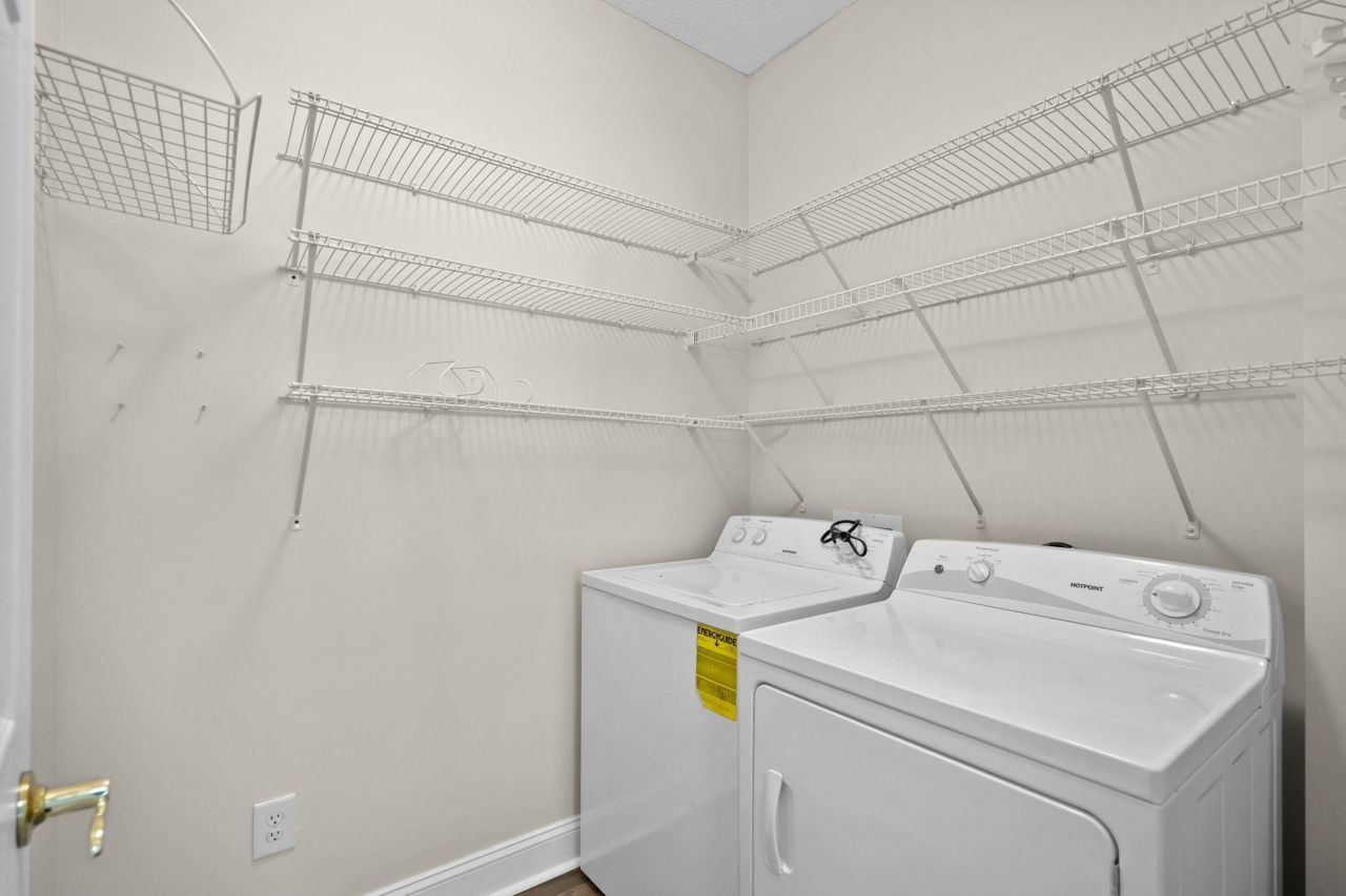 5042 Belleglen Dr.  Photo 27