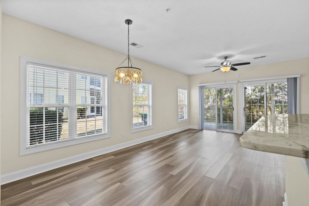 5042 Belleglen Dr.  Photo 6