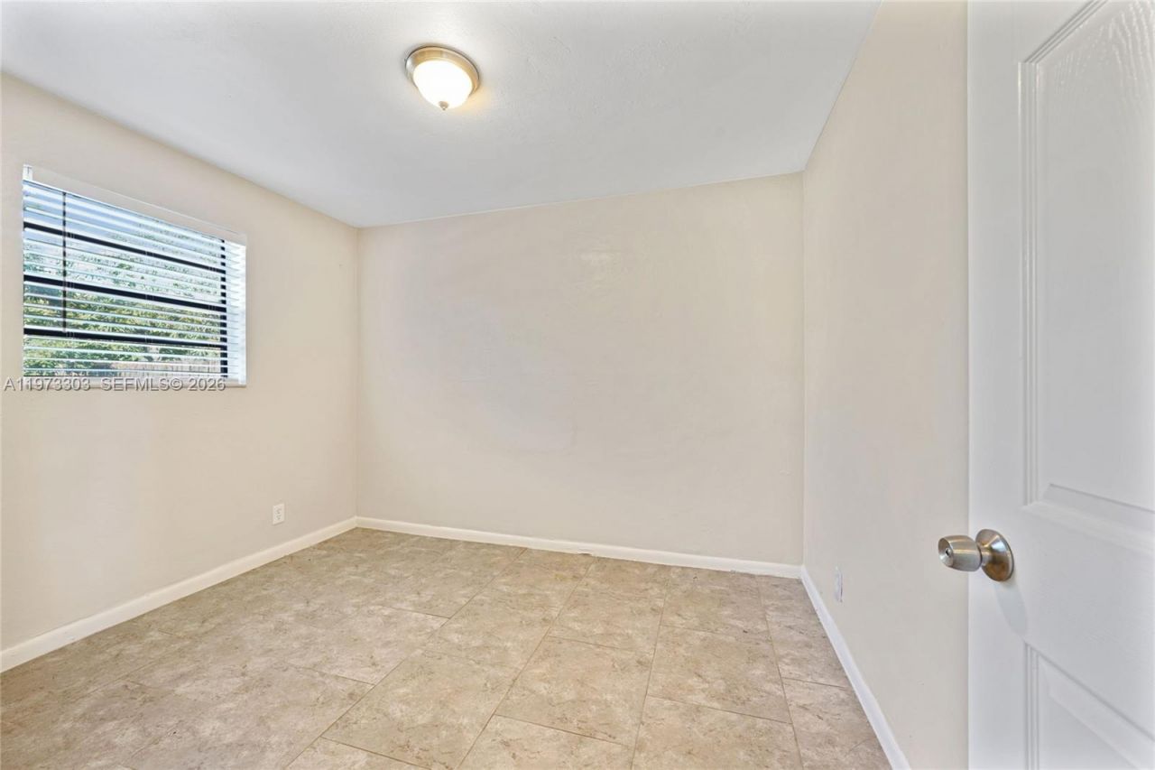 4721 NW 12th St, Lauderhill, FL 33313 Photo