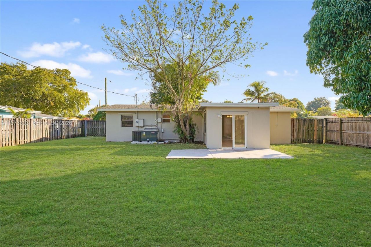 4721 NW 12th St, Lauderhill, FL 33313 Photo