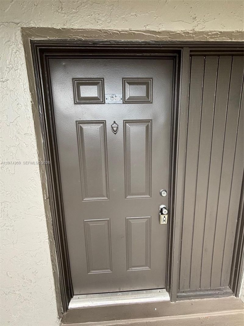 210 NW 87th Ave, Unit L219, Miami, FL 33172 Photo