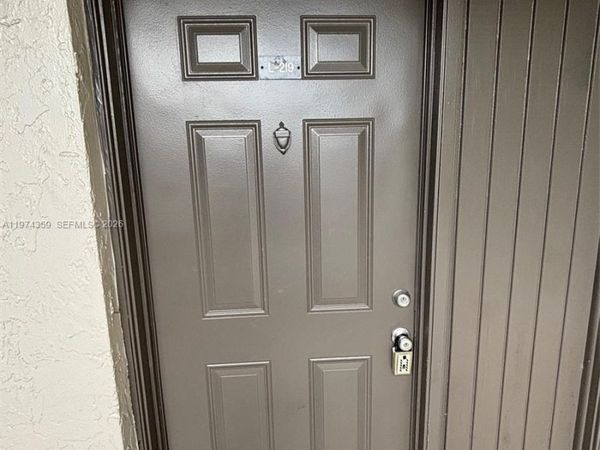 210 NW 87th Ave, Unit L219, Miami, FL 33172