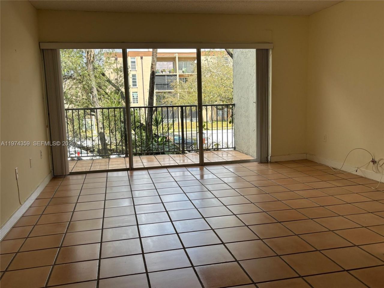 210 NW 87th Ave, Unit L219, Miami, FL 33172 Photo