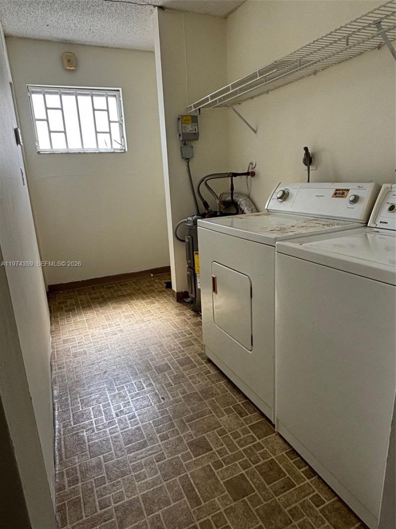 210 NW 87th Ave, Unit L219, Miami, FL 33172 Photo