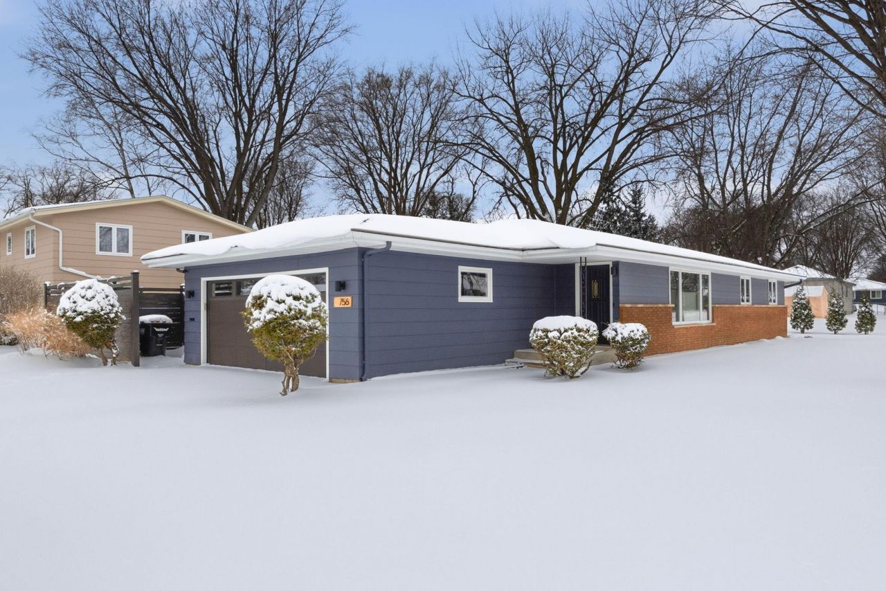 756 Maple Street Ne, Hutchinson, MN 55350 Main Photo