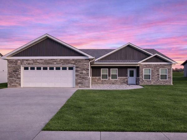 775 Vine Drive, Holts Summit, MO 65043