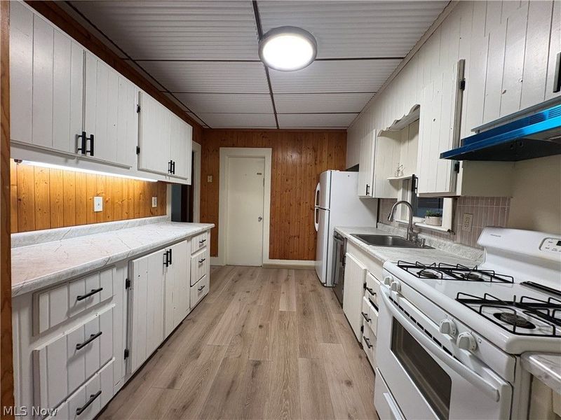 316 Bank Lane SE, New Philadelphia, OH 44622 Photo 8