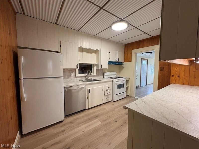 316 Bank Lane SE, New Philadelphia, OH 44622 Photo 9