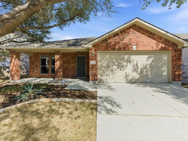 9207 Pioneer Forest DR , Austin, TX 78744
