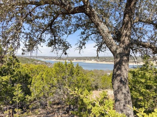 10 Thurman Bluff DR , Spicewood, TX 78669