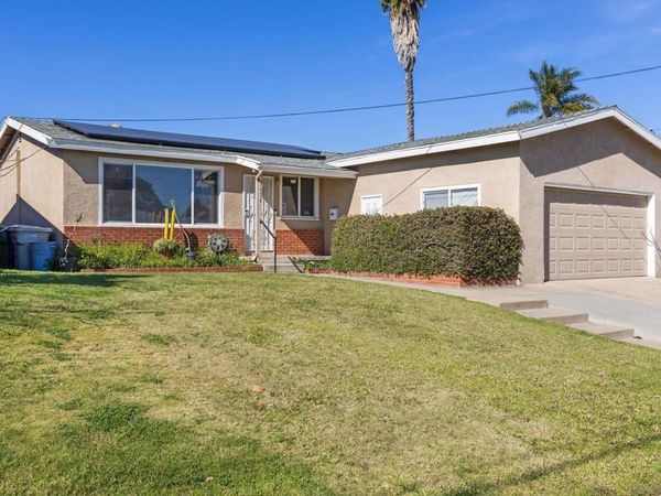 7474 Salerno St., San Diego, CA 92111