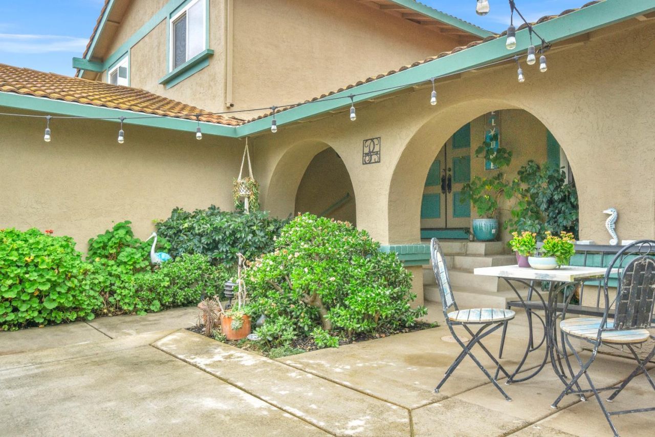 8548 Iris Crest Way, Elk Grove, CA 95624 Photo