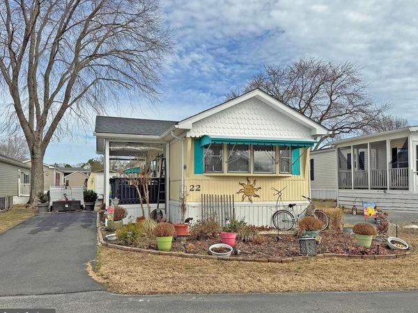 22 SPINNING WHEEL LANE , REHOBOTH BEACH, DE 19971