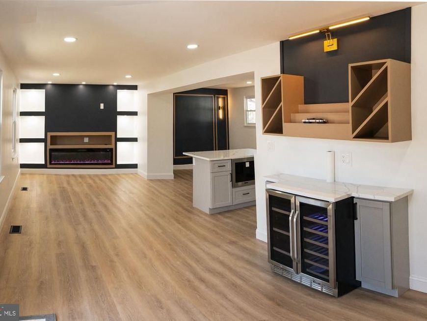 19832 Chesley Knoll Drive, Gaithersburg, MD 20879 Main Photo