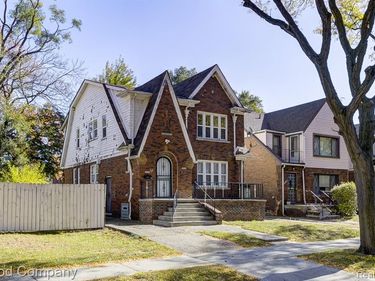 16194 Princeton Street , Detroit, MI 48221