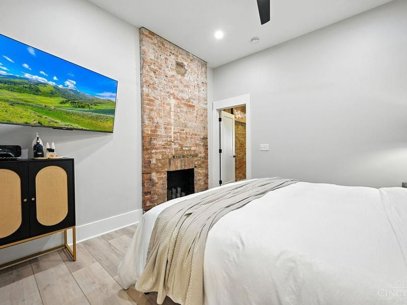 1328 Republic Street, Unit 101, Cincinnati, OH 45202 Photo 24