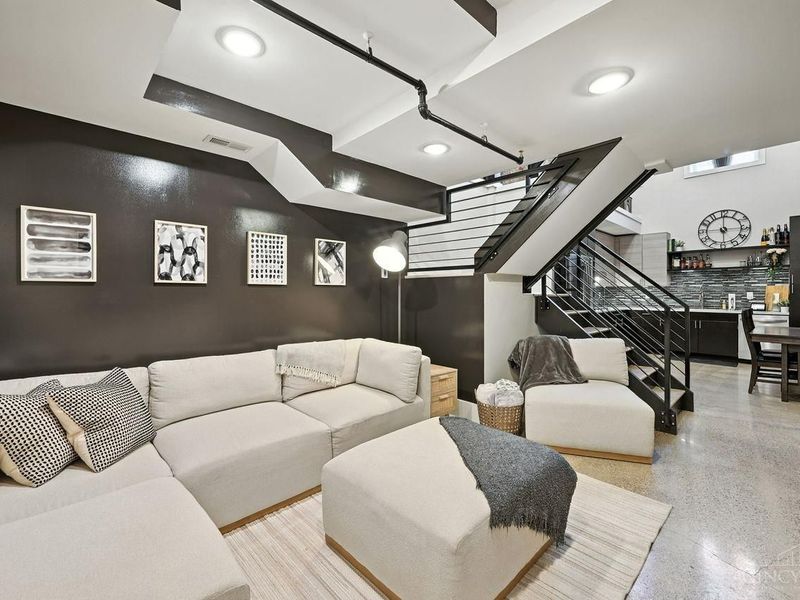 1328 Republic Street, Unit 101, Cincinnati, OH 45202 Photo 9