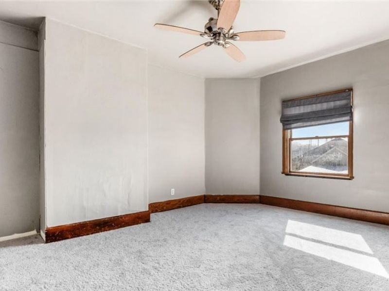 2249 Bishard Avenue, Cambridge, OH 43725 Photo 10