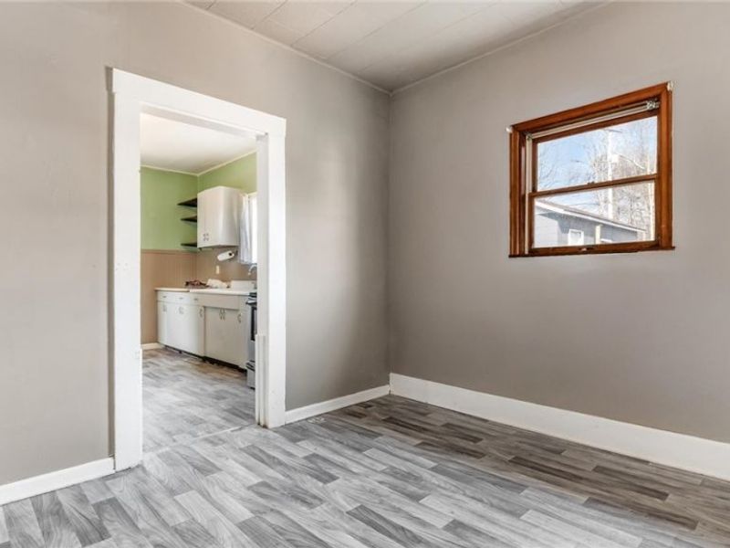 2249 Bishard Avenue, Cambridge, OH 43725 Photo 13