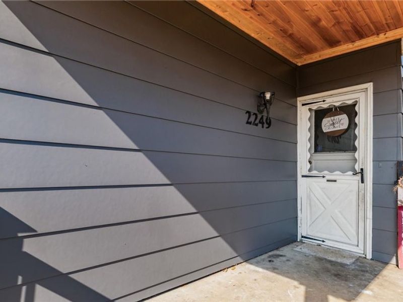 2249 Bishard Avenue, Cambridge, OH 43725 Photo 3