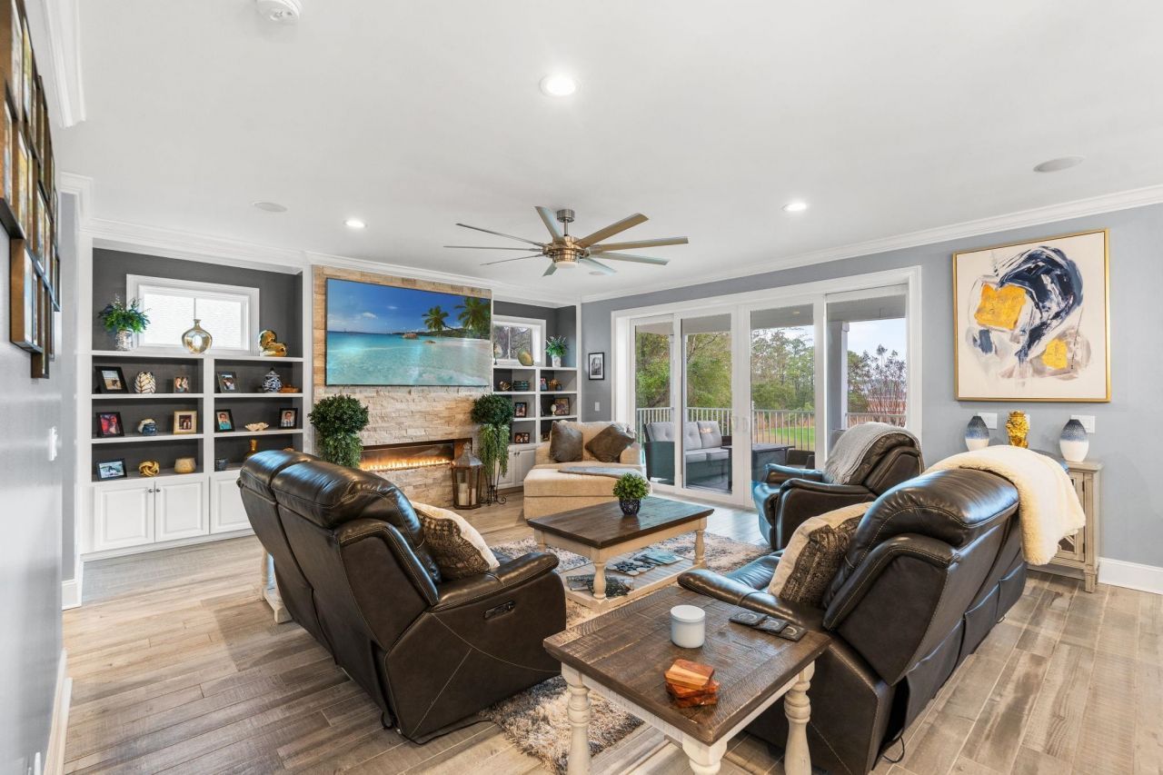 4939 South Island Dr. Photo 6