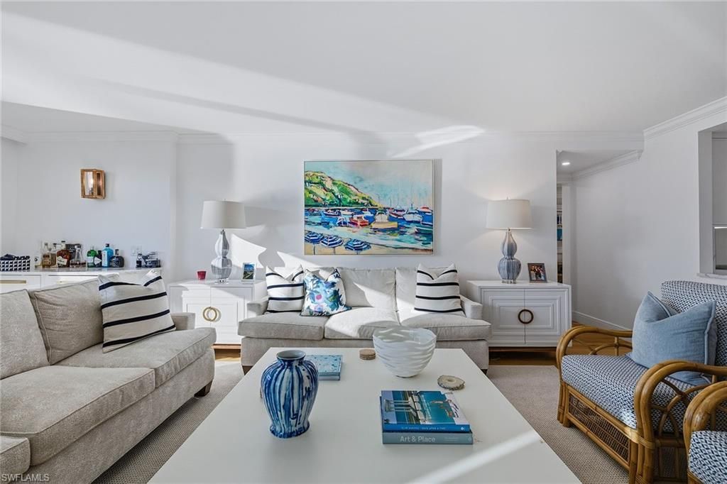 400 Park Shore Dr, Unit 400, Naples, FL 34103 Photo