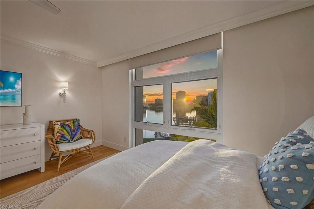 400 Park Shore Dr, Unit 400, Naples, FL 34103 Photo