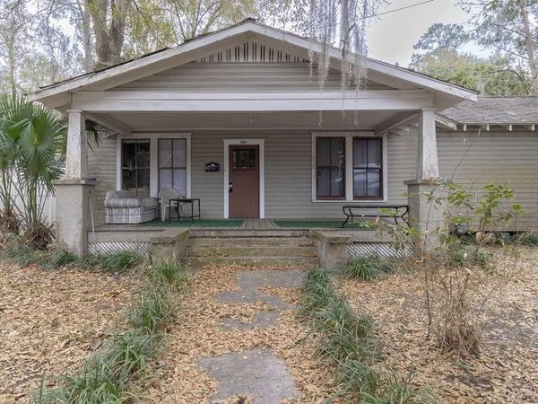 907 NW 11TH AVENUE, GAINESVILLE, FL 32601