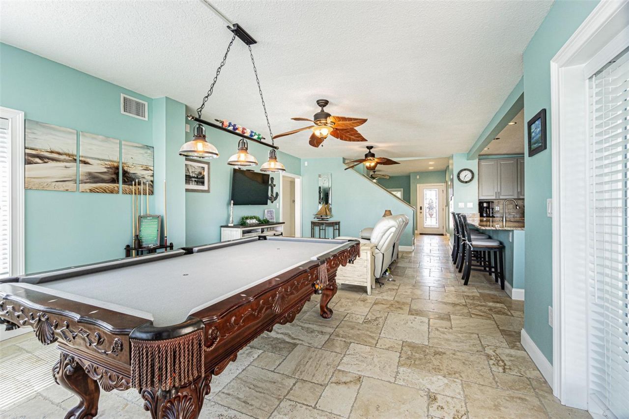 121 Wall Street, Redington Shores, FL 33708 Photo