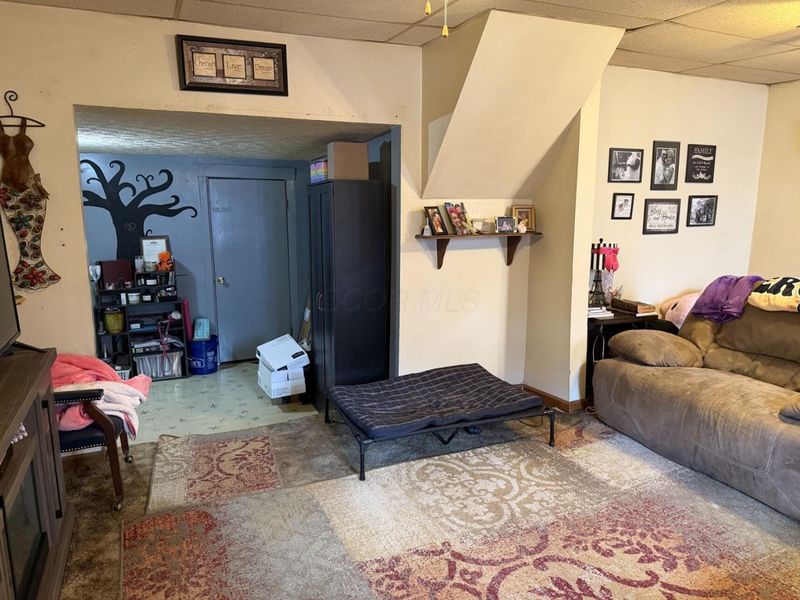 526 W 4th Street, Marysville, OH 43040 Photo 5