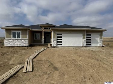 11116 S 220 Street, Gretna, NE 68028