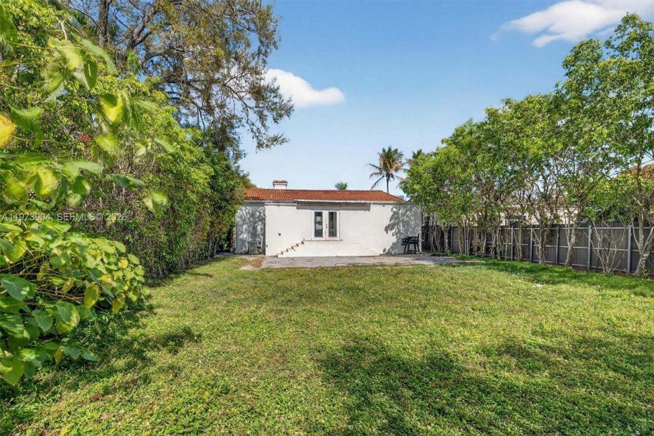 620 SW 27th Rd , Miami, FL 33129 Photo